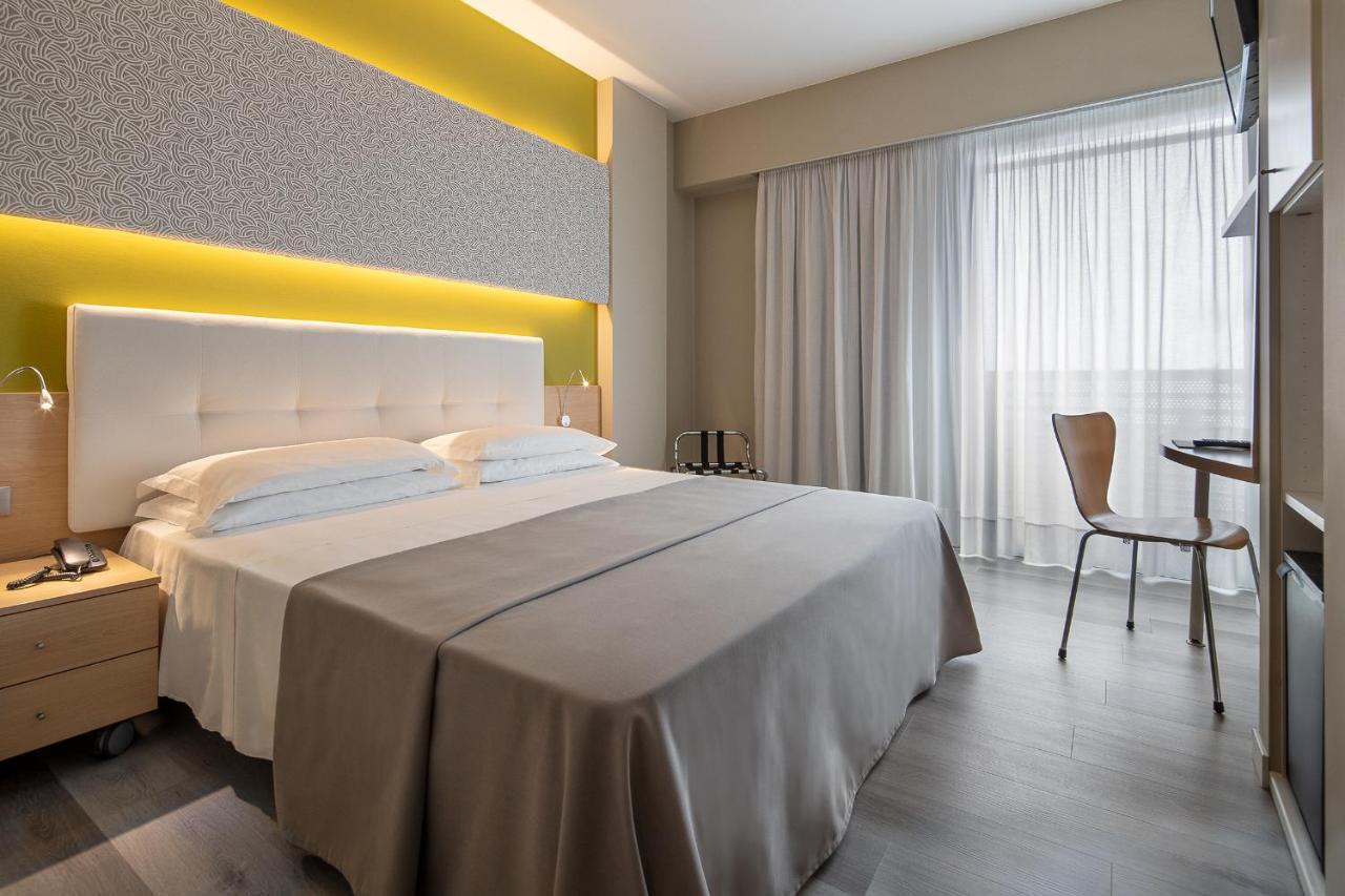 Hotel Rosanna 3 Stelle Superior Lido di Jesolo Bagian luar foto