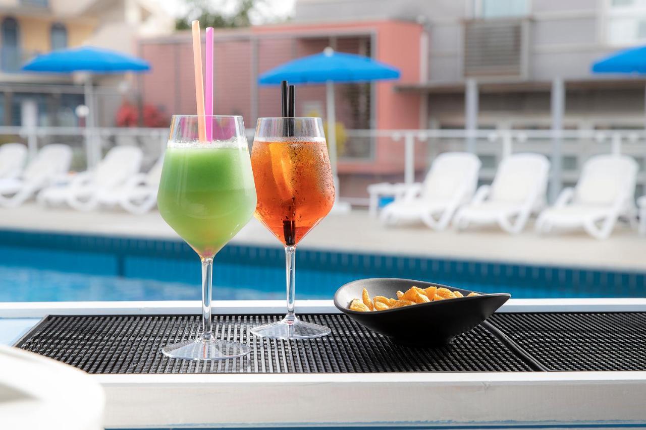 Hotel Rosanna 3 Stelle Superior Lido di Jesolo Bagian luar foto