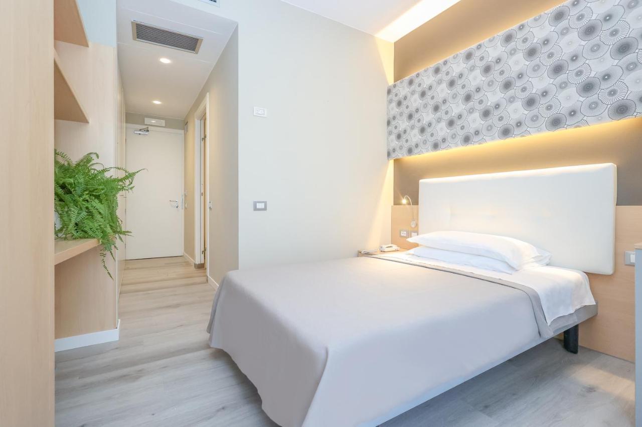 Hotel Rosanna 3 Stelle Superior Lido di Jesolo Bagian luar foto