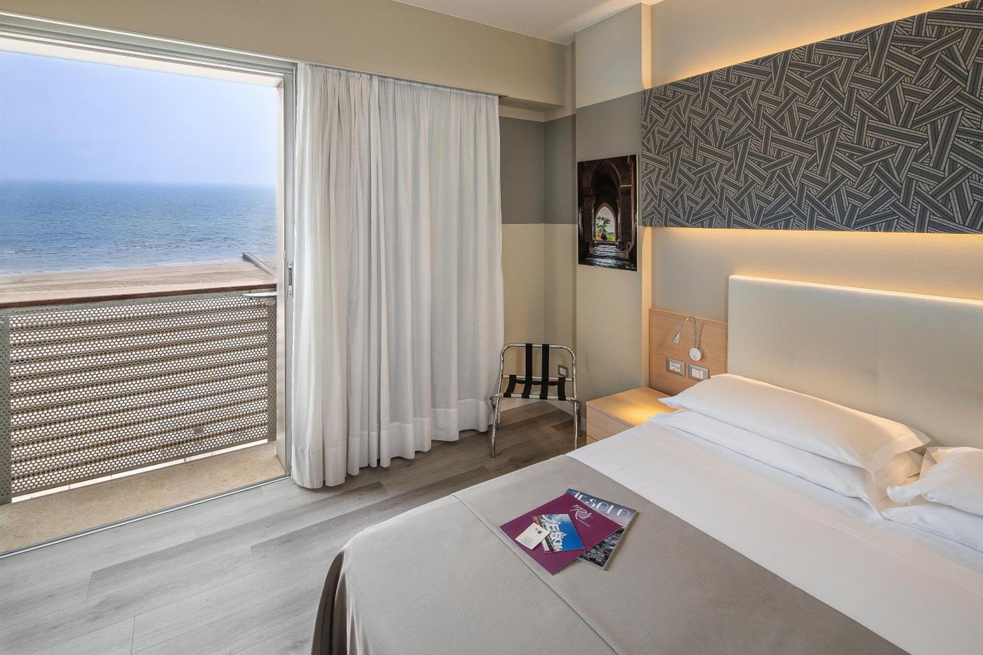 Hotel Rosanna 3 Stelle Superior Lido di Jesolo Bagian luar foto