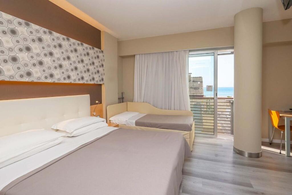 Hotel Rosanna 3 Stelle Superior Lido di Jesolo Bagian luar foto